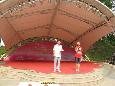 我校工会组织青年教师参加北京高校趣味运动会并策划文化艺术交流活动